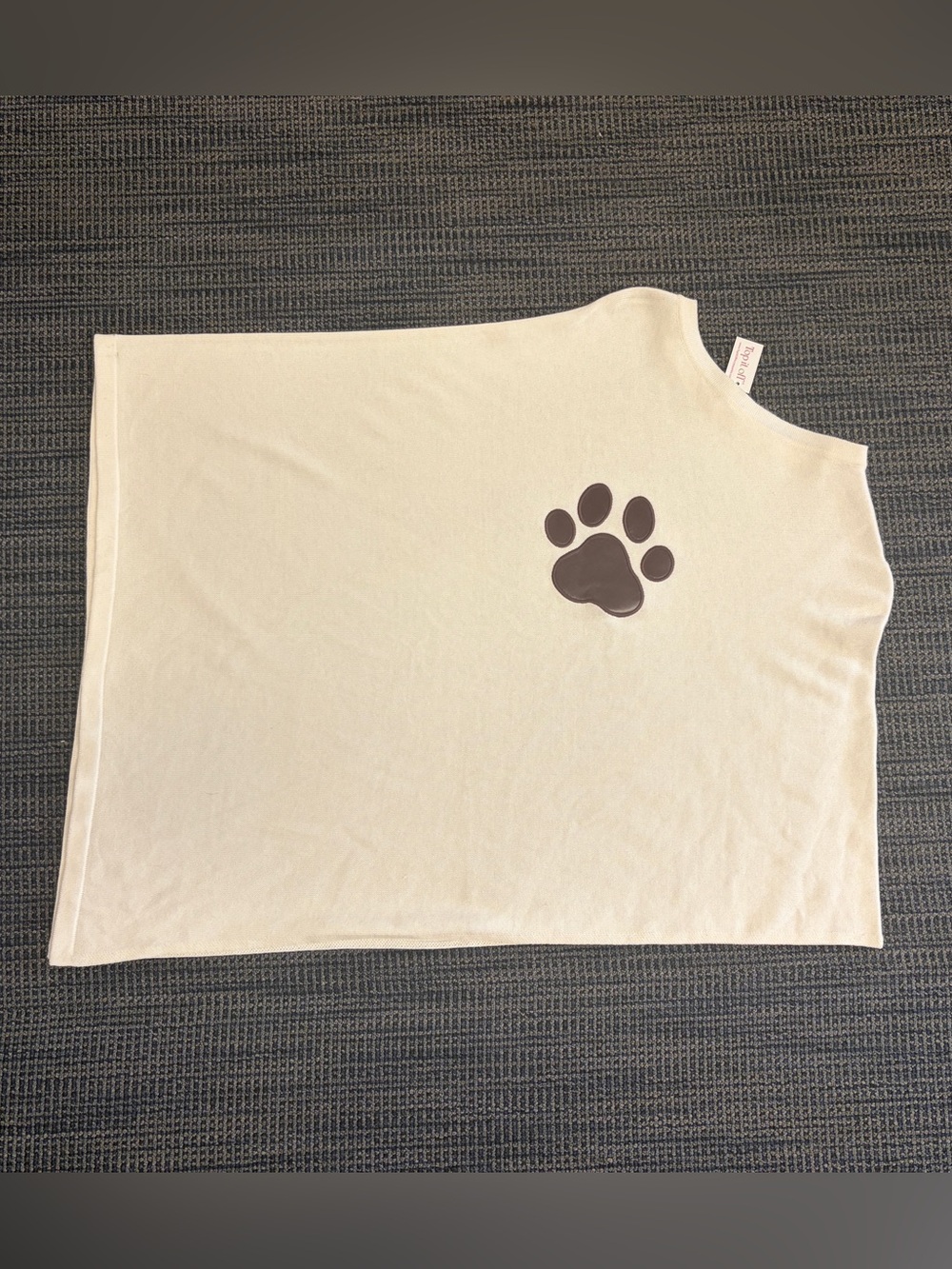 Cream Paw Print Lightweight Poncho Topper NWT